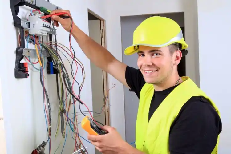 elektricien Genderen